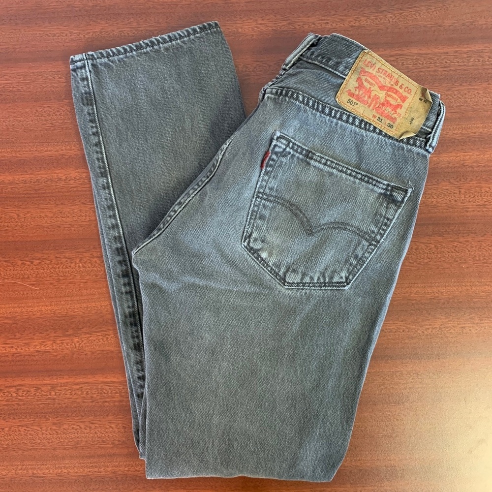 Vintage Men's 501 Levi's High Waisted Mom Jeans